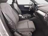 Volvo XC40 (2025) B3 - náhled 9