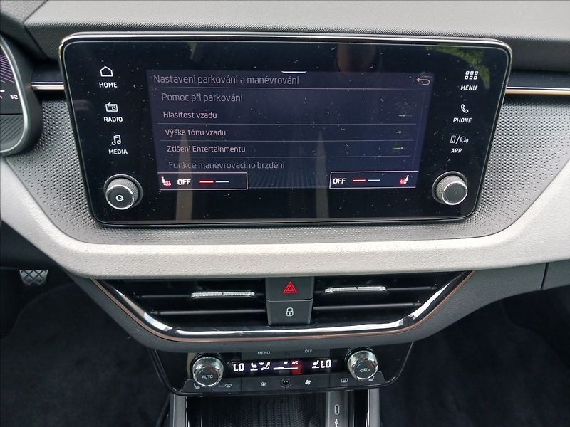Škoda Scala 1,0 TSI 85Kw TOP SELECTION - fotka 24 z 29