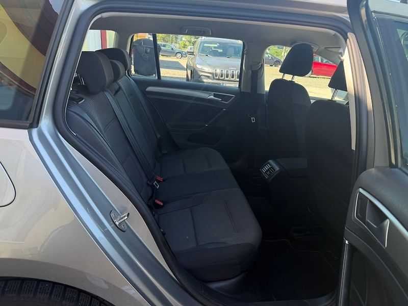 Volkswagen Golf (2016) 1.6 TDi 81kW/1MAJ/Tempomat - fotka 18 z 32