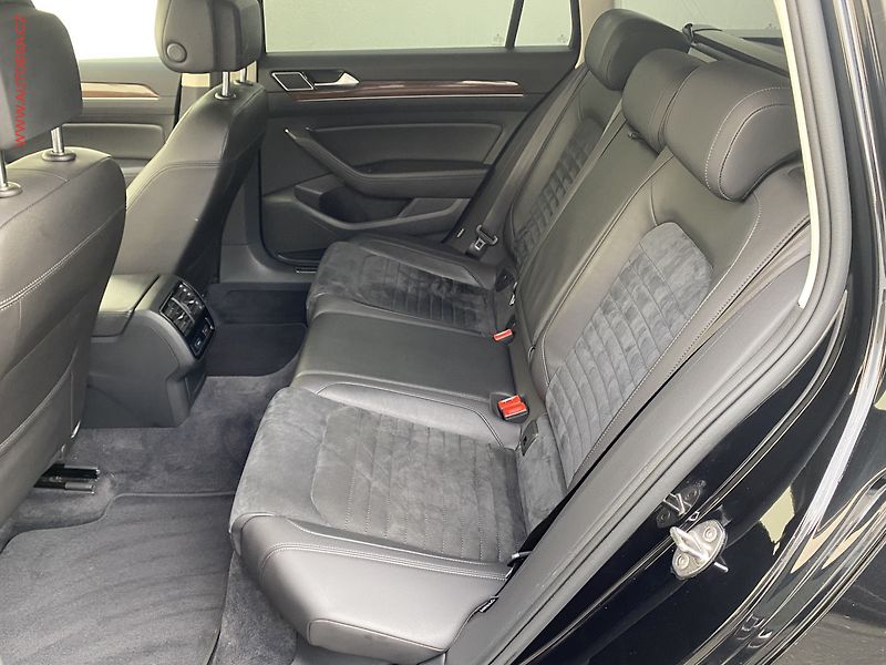 Volkswagen Passat (2019) 2.0 TDi, Highline, navi - fotka 10 z 19