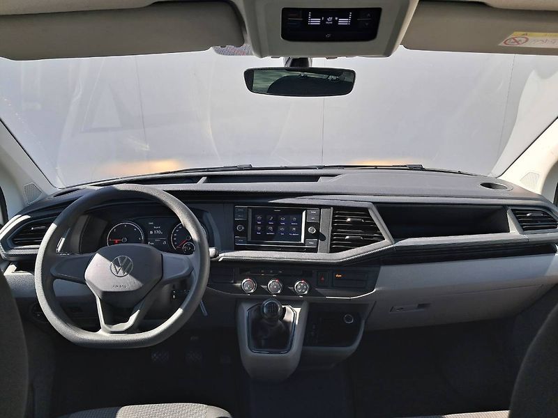 Volkswagen Transporter (2023) 6.1 Kombi 2.0 TDI TDI / 110 KW - fotka 7 z 22