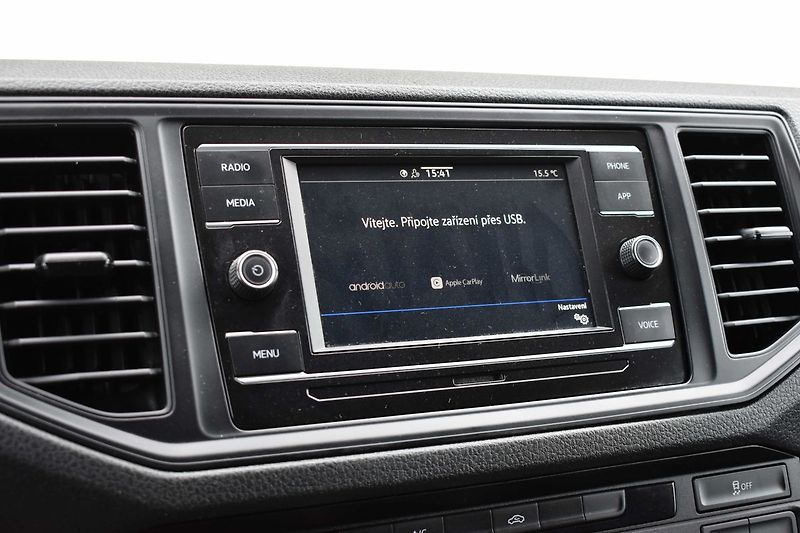Volkswagen Crafter 2.0 TDI 103kW L2H2*CARPLAY*DPH - fotka 17 z 26