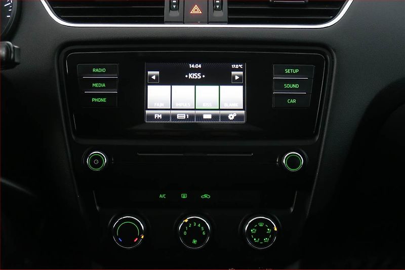 Škoda Octavia (2015) Ambition 1.4 TSI, Tempomat - fotka 12 z 15
