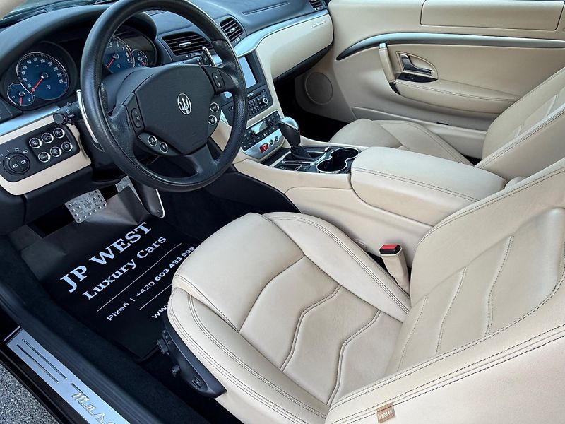 Maserati Granturismo (2012) S 4.7 V8 1. MAJITEL 33.222 km! - fotka 15 z 57