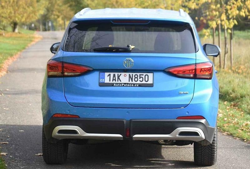 MG ZS přijelo na český trh již ve druhé generaci.