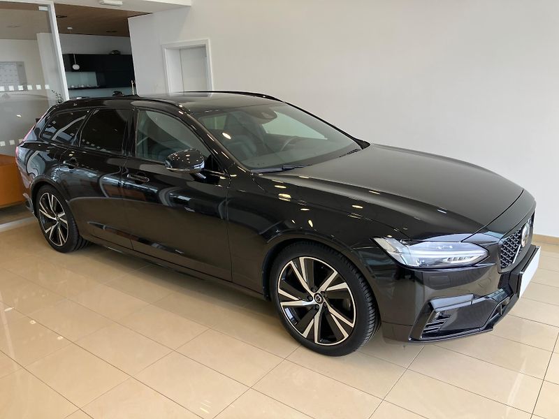 Volvo V90 B4 FWD R-DESIGN AT8 - fotka 2 z 30