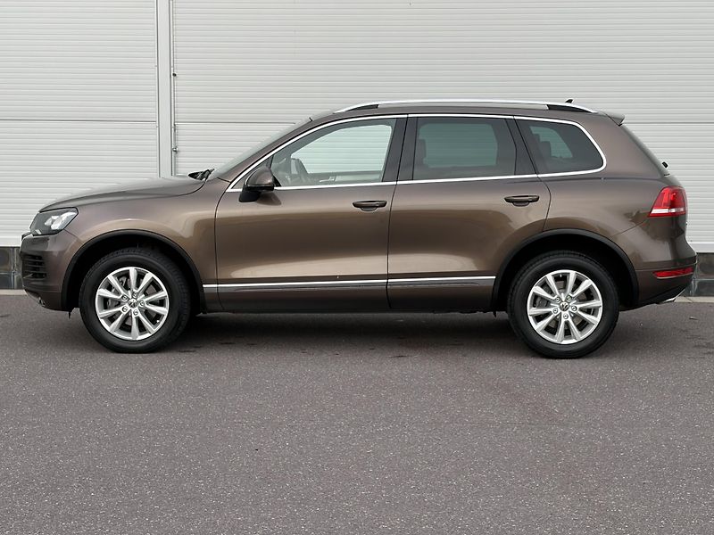 Volkswagen Touareg (2011) 180kW/PLNÝ SERVIS/N.ROZVODY/ - fotka 5 z 22