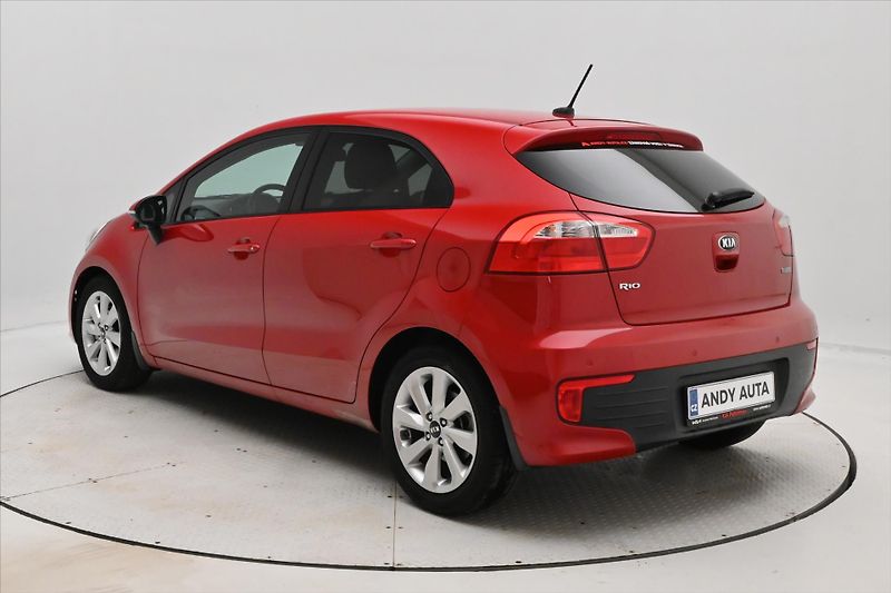 Kia Rio 1,4 CVVT 80kW KLIMA Manuál Zár - fotka 7 z 29