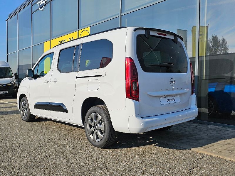 Opel Combo Eleg.Plus. L2-1,5 CDTi MT6 - fotka 4 z 14
