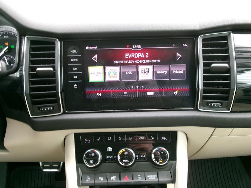 Škoda Kodiaq (2018) 2,0TSI 4x4 DSG NAVI ALU ČR - fotka 25 z 55