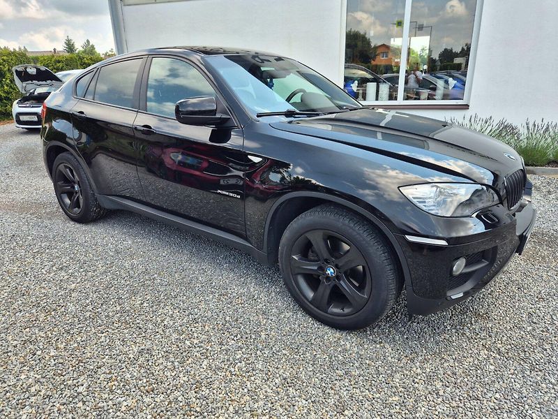BMW X6 (2013) 3.0 D XDRIVE DPH 180 Kw - fotka 4 z 34