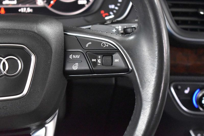 Audi Q5 40 TDI 4x4*AIR*TAŽNÉ*KAMERA360 - fotka 21 z 46