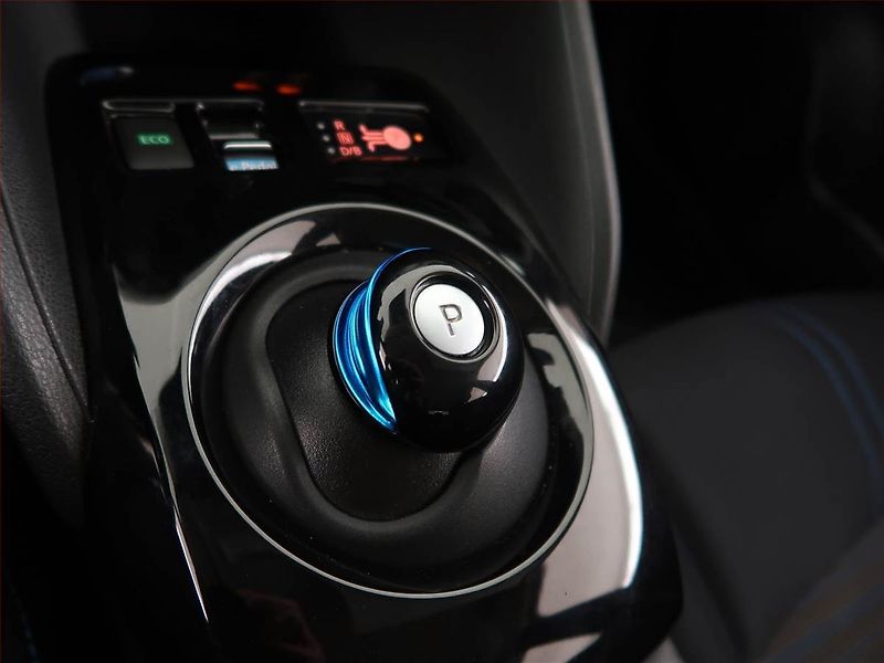 Nissan Leaf (2018) 40 kWh, SoH 87%, Automat - fotka 13 z 21