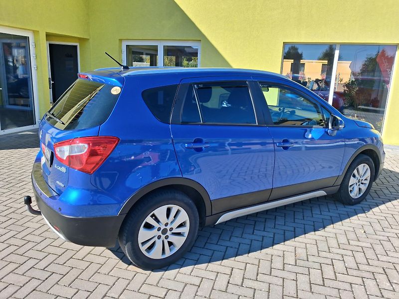 Suzuki SX4 S-Cross (2014) 1,6i 88kw LPG 4x4 NAVI 2x KOLA - fotka 7 z 35