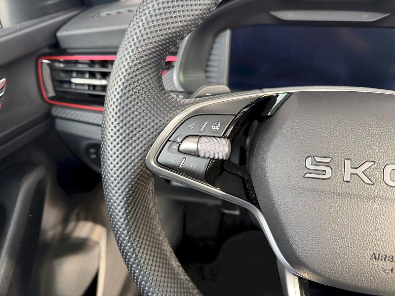 Škoda Scala (2026) Monte Carlo 1.0 TSI / 85 kW DS - fotka 10 z 27