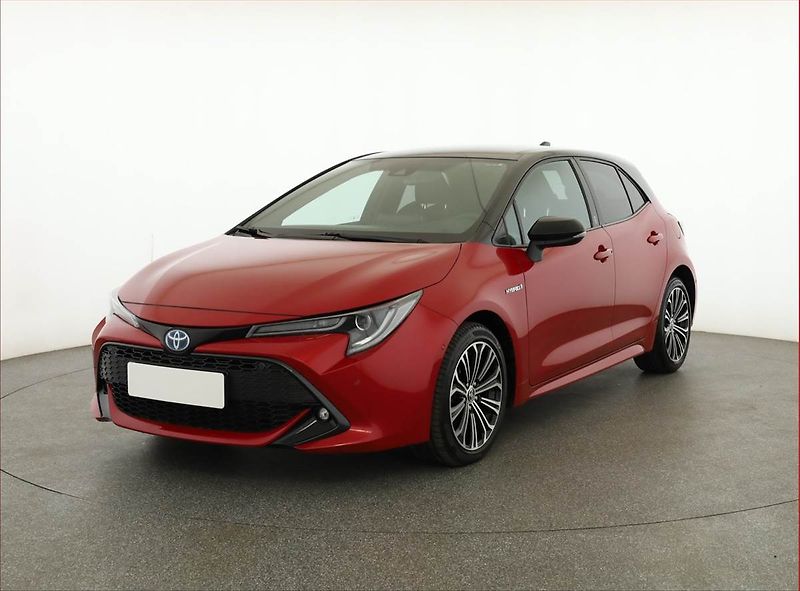 Toyota Corolla (2020) GR Sport 1.8 Hybrid - fotka 2 z 19