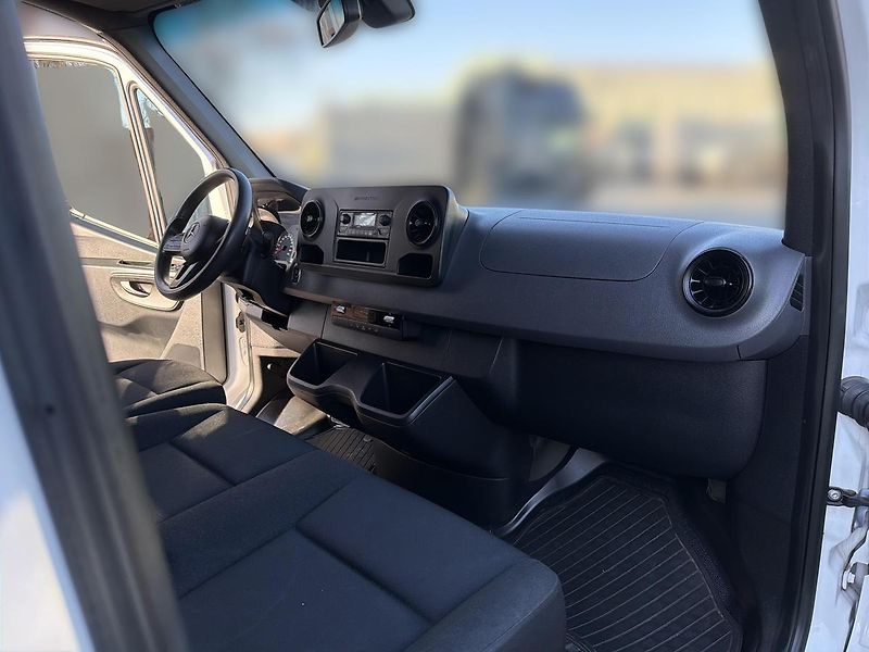 Mercedes-Benz eSprinter 312 KAWA / S 47 kWh - fotka 12 z 17