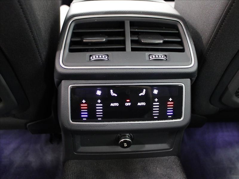 Audi A6 3,0 45 TDI Quattro Sport 1.maj - fotka 29 z 33