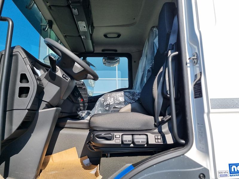 MAN TGM 18.290 4×4 RUKA A KONTEJNER  - fotka 20 z 20