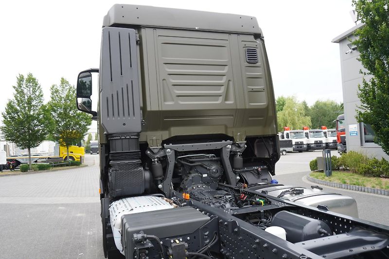 Iveco S-WAY (2026) AS260S460Y-FP / FULL ADR - fotka 12 z 24