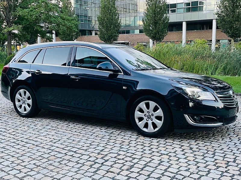 Opel Insignia 2.0CDTi MANUÁL KAMERA SERVISKA - fotka 9 z 46