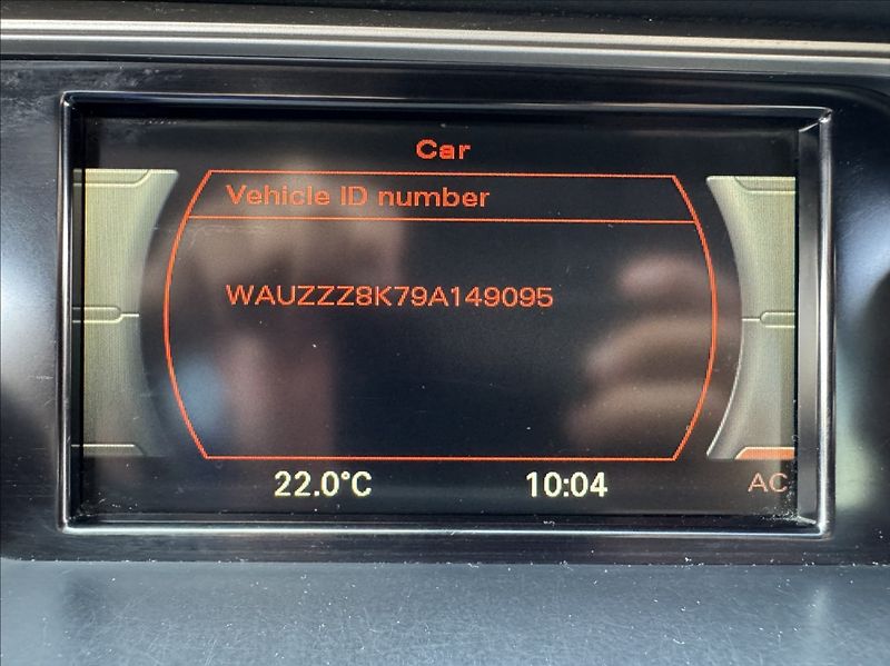 Audi A4 2,0 TDI 105kW AVANT - fotka 42 z 50