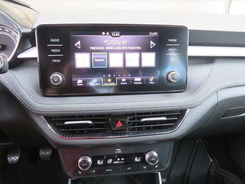 Škoda Fabia (2022) Style 1.0 TSI, Serv.kniha - fotka 12 z 15