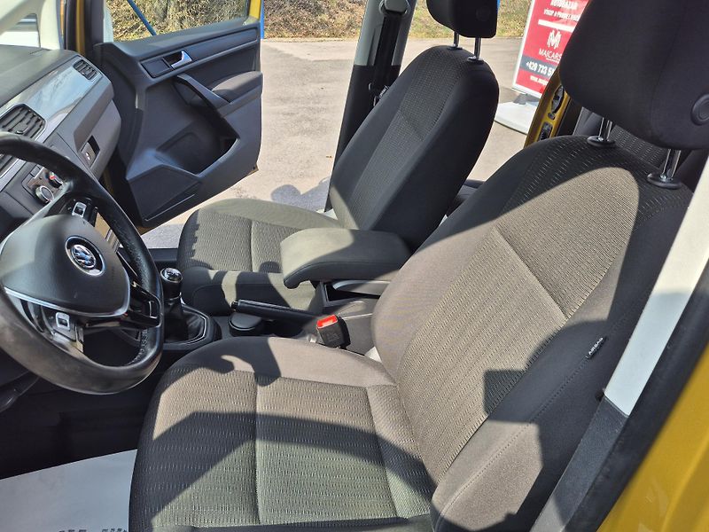 Volkswagen Caddy (2018) 2.0 TDI - fotka 16 z 27