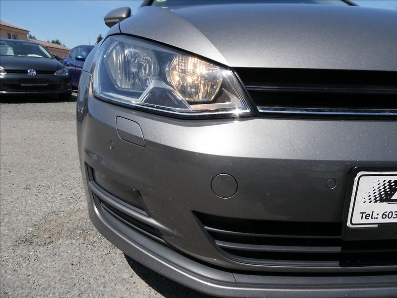 Volkswagen Golf 1,2 TSi 63kW CUP, 2.majitel - fotka 5 z 41