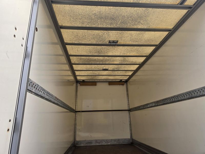 Volkswagen Crafter 2.5 TDI 100kw 6ti 8 Paleta - fotka 8 z 37
