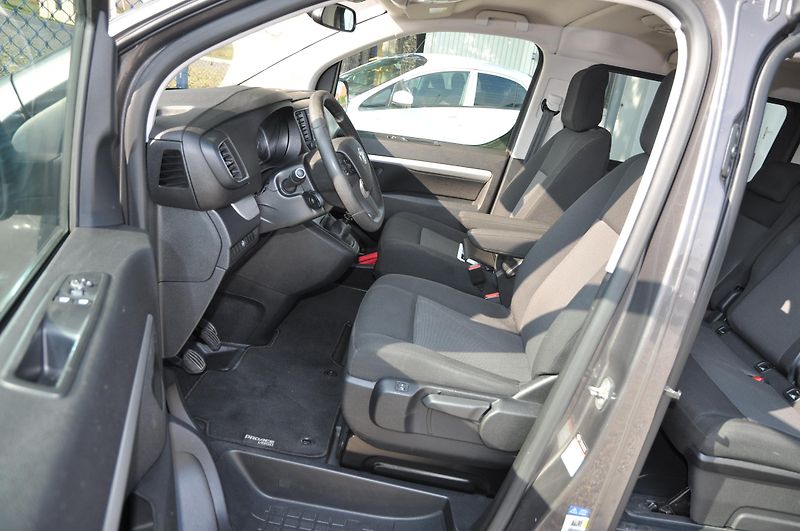 Toyota ProAce Verso 2.0D-4D 106kW L2 - fotka 6 z 21