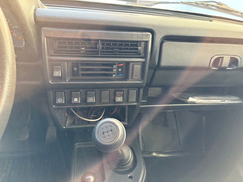 Lada Niva 1.7, 61kW, 4x4, Tažné - fotka 9 z 18