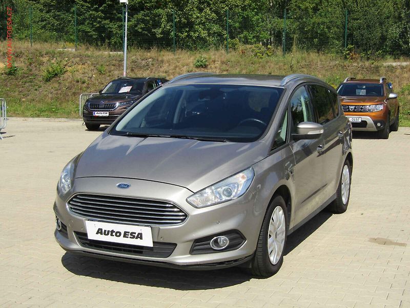 Ford S-MAX (2016) 2.0TDCI, 2.maj,ČR, Klima - fotka 3 z 21