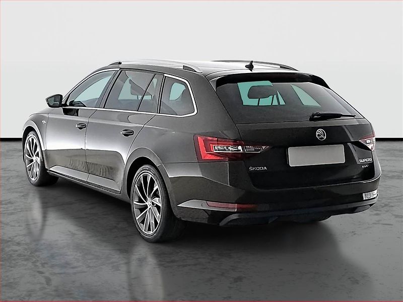 Škoda Superb (2016) Laurin&Klement 2.0 TDI 4x4 - fotka 4 z 22