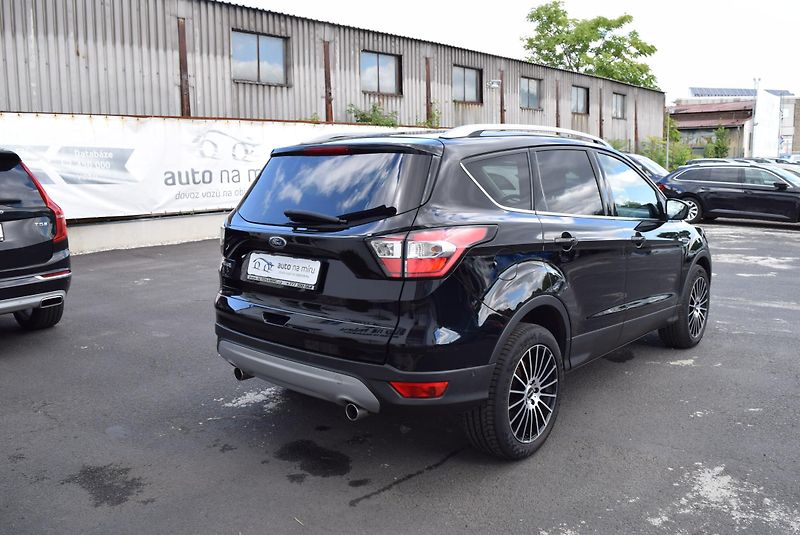 Ford Kuga (2020) 1.5 EcoBoost 110kw TITANIUM  - fotka 7 z 45