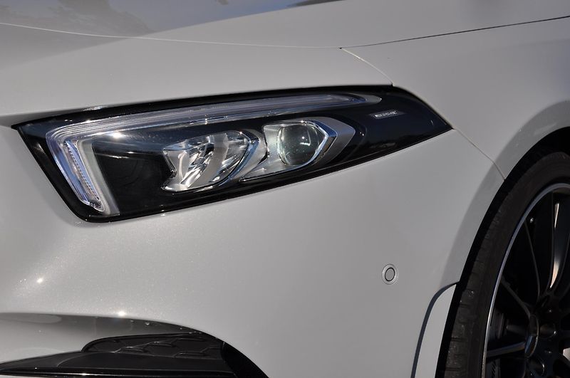 Mercedes-Benz Třídy A A35 AMG 225kW 4MATIC  - fotka 20 z 25