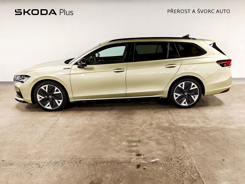 Škoda Superb (2025) Combi 2.0 TDI 142 kW DSG 4x4 S - fotka 3 z 33