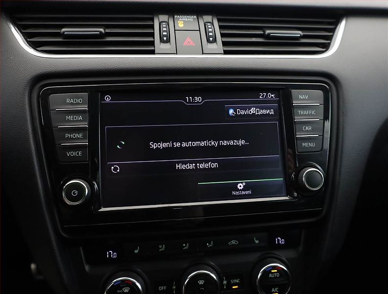 Škoda Octavia (2015) Style 2.0 TDI, Navi, Xenony - fotka 12 z 19