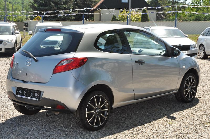 Mazda 2 1.3i 55kW 3dv. KLIMA - fotka 3 z 10