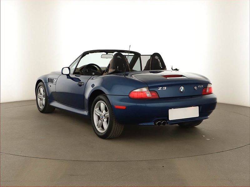 BMW Z3 (1999) 2.5, Automat, Kůže, Tempomat - fotka 4 z 17