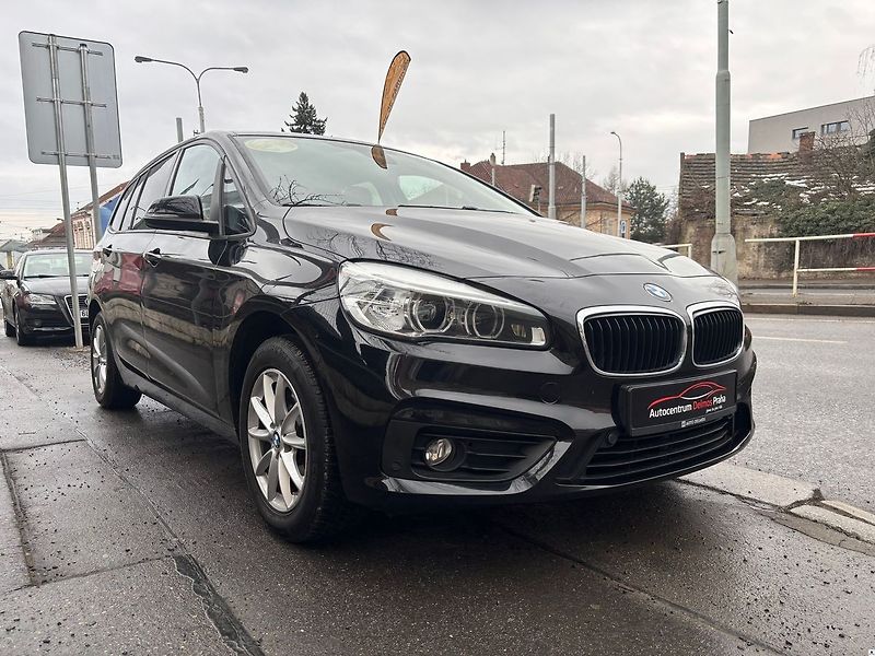 BMW Řada 2 218d-110KW/2017/1MAJ-AT-SERVIS - fotka 9 z 50