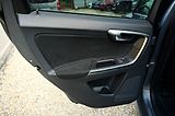 Volvo XC60 (2017) R-DESING 2,4 D4 140 kW - náhled 25