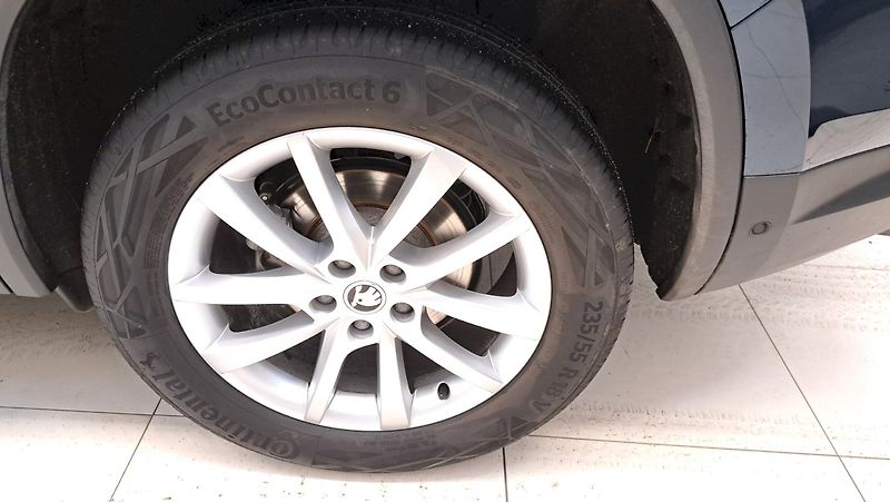 Škoda Kodiaq (2023) Style 2,0 TDI 110 kW DSG 4x4 - fotka 24 z 24