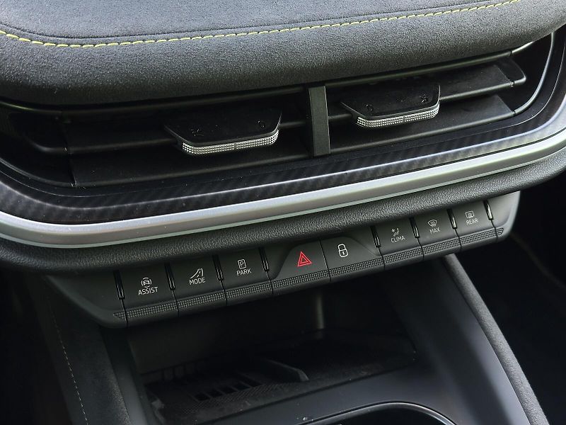 Škoda Elroq RS 340PS 4x4 84iV Matrix-LED H - fotka 27 z 53