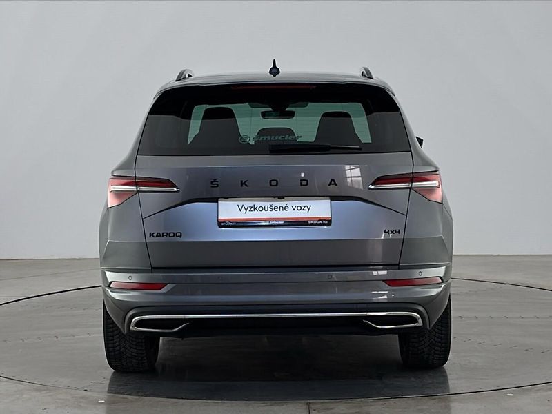 Škoda Karoq Sportline Exclusive 4x4 DSG - fotka 17 z 30