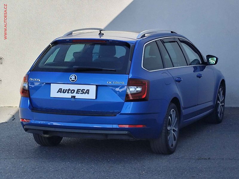 Škoda Octavia (2019) 2.0TDI, ČR, Style, LED, panor - fotka 4 z 33