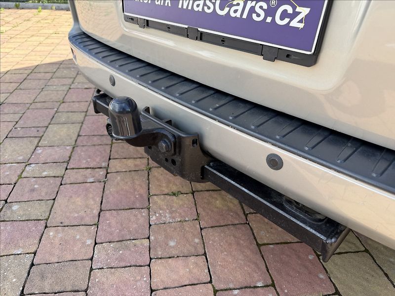 Ford Tourneo Custom 2.2 TDCi Titanium 8míst - fotka 7 z 22