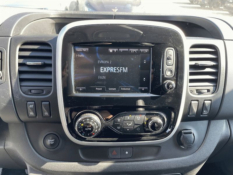Renault Trafic (2018) 1.6 dCi,SpaceClass,7Míst,107kW - fotka 18 z 47