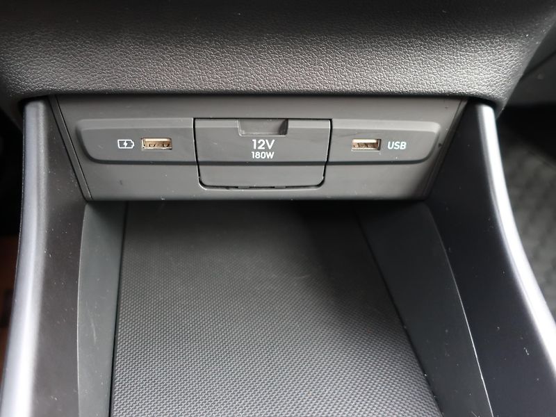 Hyundai i20 1.2i 62kW COMFORT CLUB KLIMA - fotka 6 z 14