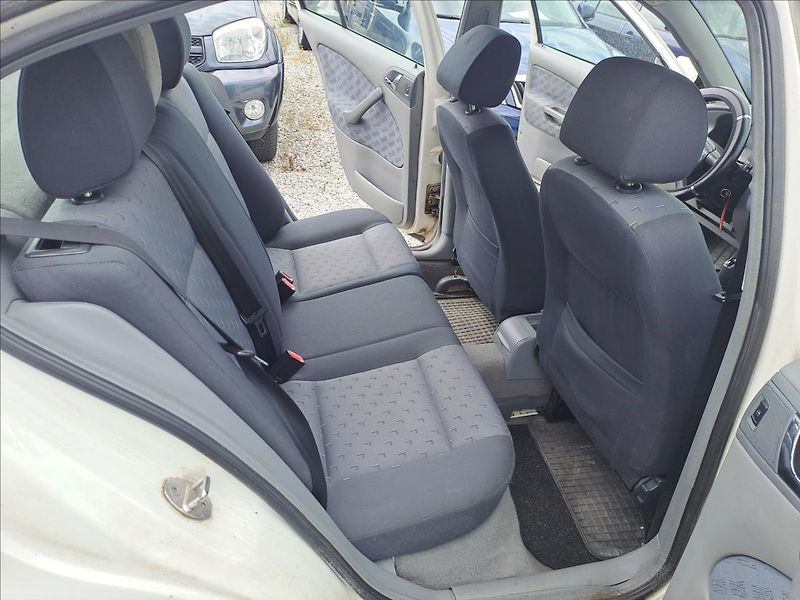 Škoda Octavia 1,9 TDI - fotka 7 z 12